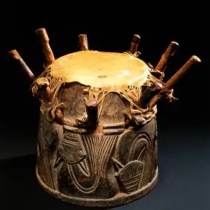 Royal drum, Percussion